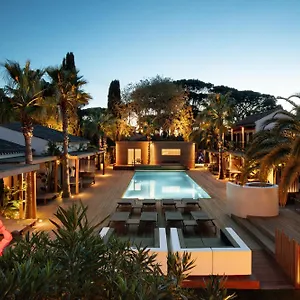 Cosy, & Saint-Tropez